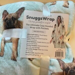 NWT SNUGGS Hooded Wrap FRENCH BULL DOG and HAVEN fur and silk eye mask